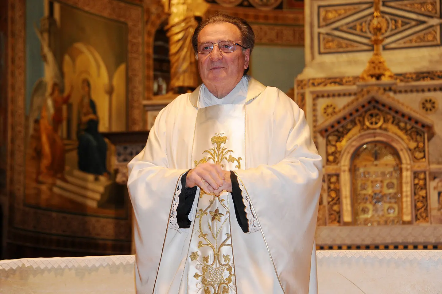 Lutto a Legnano, morto don Giuseppe Prina