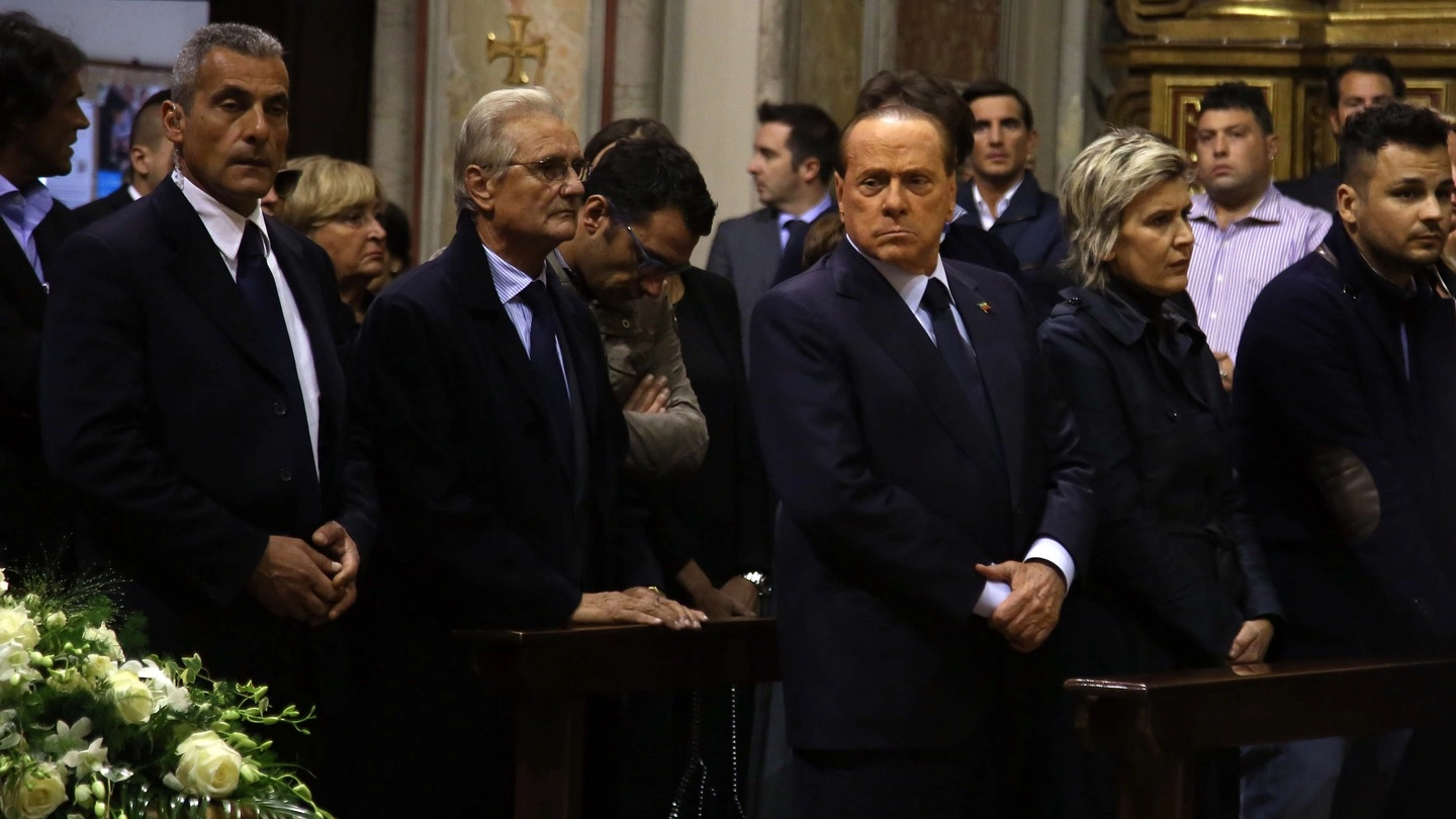 Silvio Berlusconi al funerale di Roberta Orizio