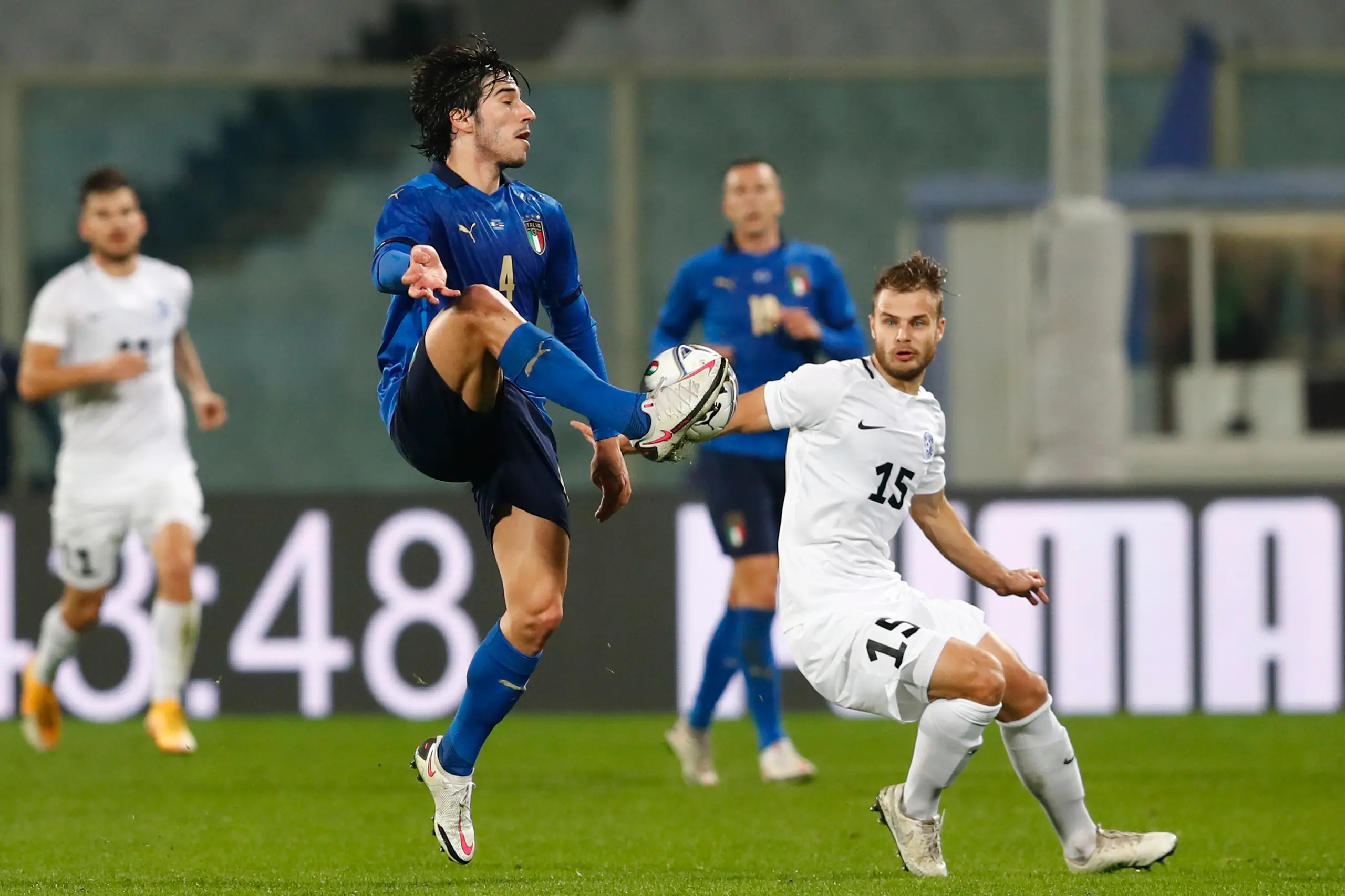 In Azzurro come in rossonero: i dubbi su Tonali