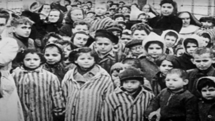 Piccoli ebrei deportati nei lager, un'immagine dell'Olocausto