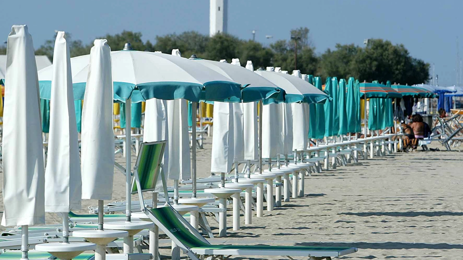 La spiaggia a Marina di Ravenna (Foto Zani)