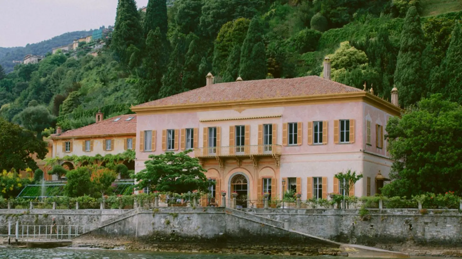 Viceré e banditi Storia e segreti di Villa Pizzo Viceré e banditi Storia e segreti di Villa Pizzo