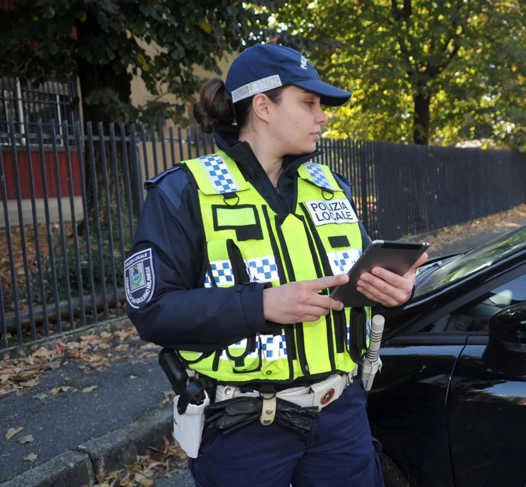 Il blitz nel quartiere: baby spacciatori in fuga