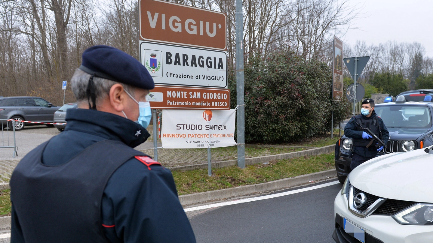 Controlli dei carabinieri a Viggiù 