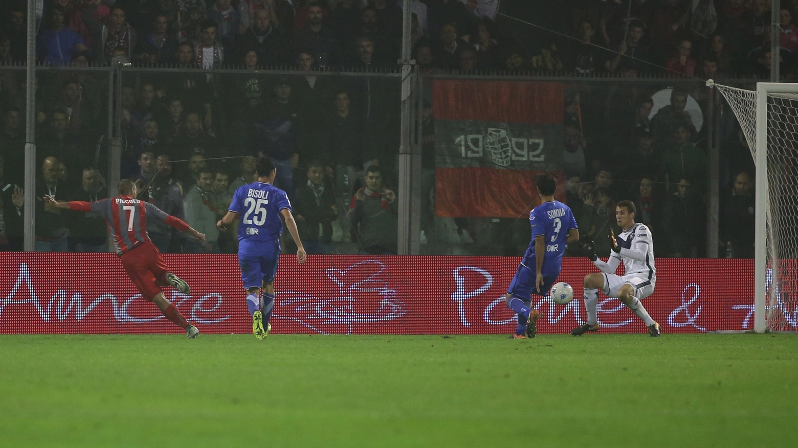 Cremonese-Brescia, gol di Antonio Piccolo 1-0
