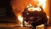 Auto in sosta date alle fiamme, assolto quarantatreenne Auto in sosta date alle fiamme, assolto quarantatreenne