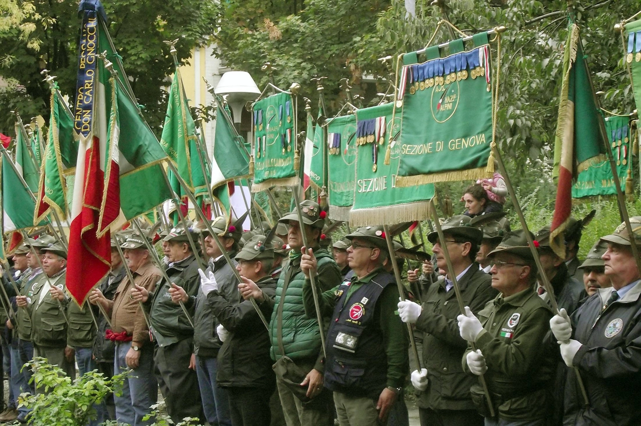 Gli alpini in parata