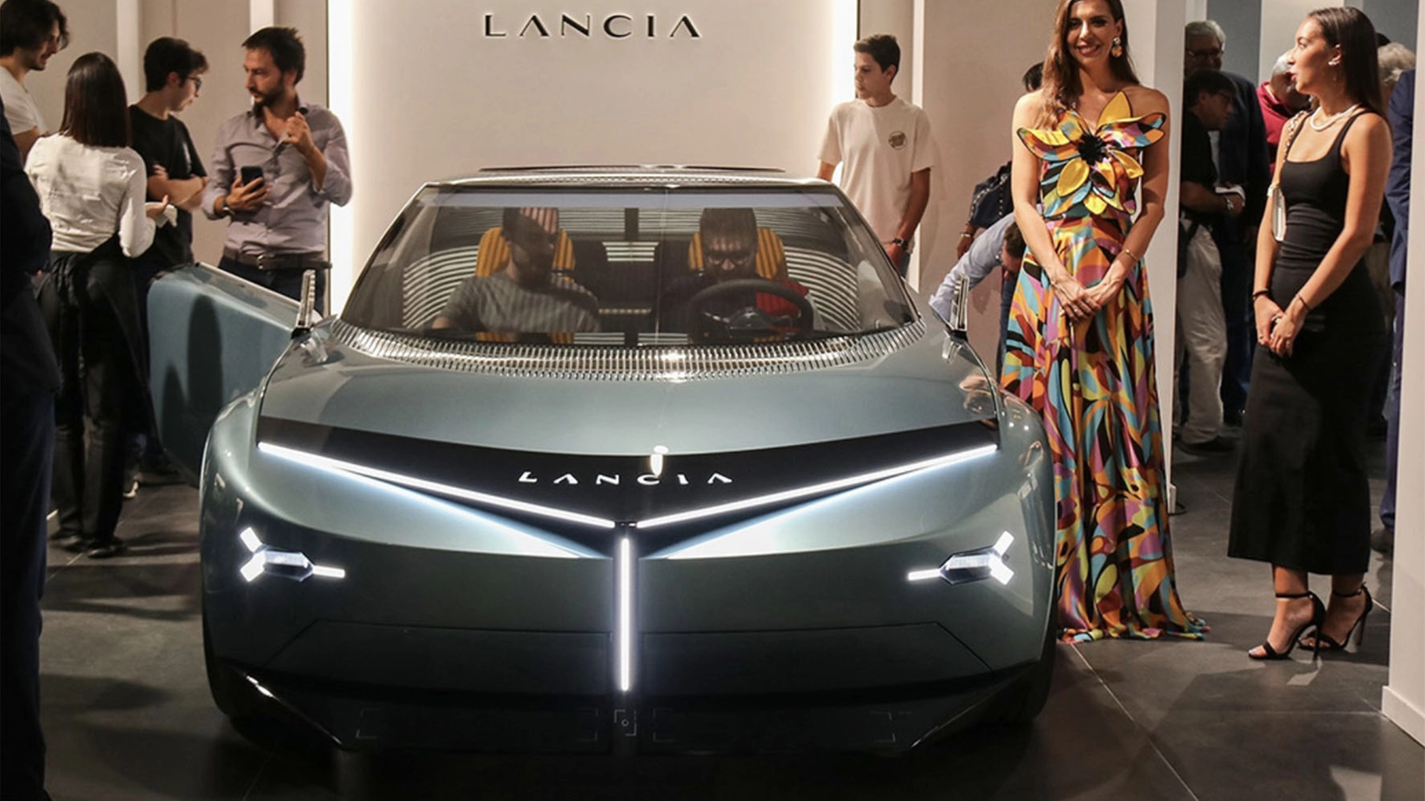 la nuova Lancia firmata con Cassina