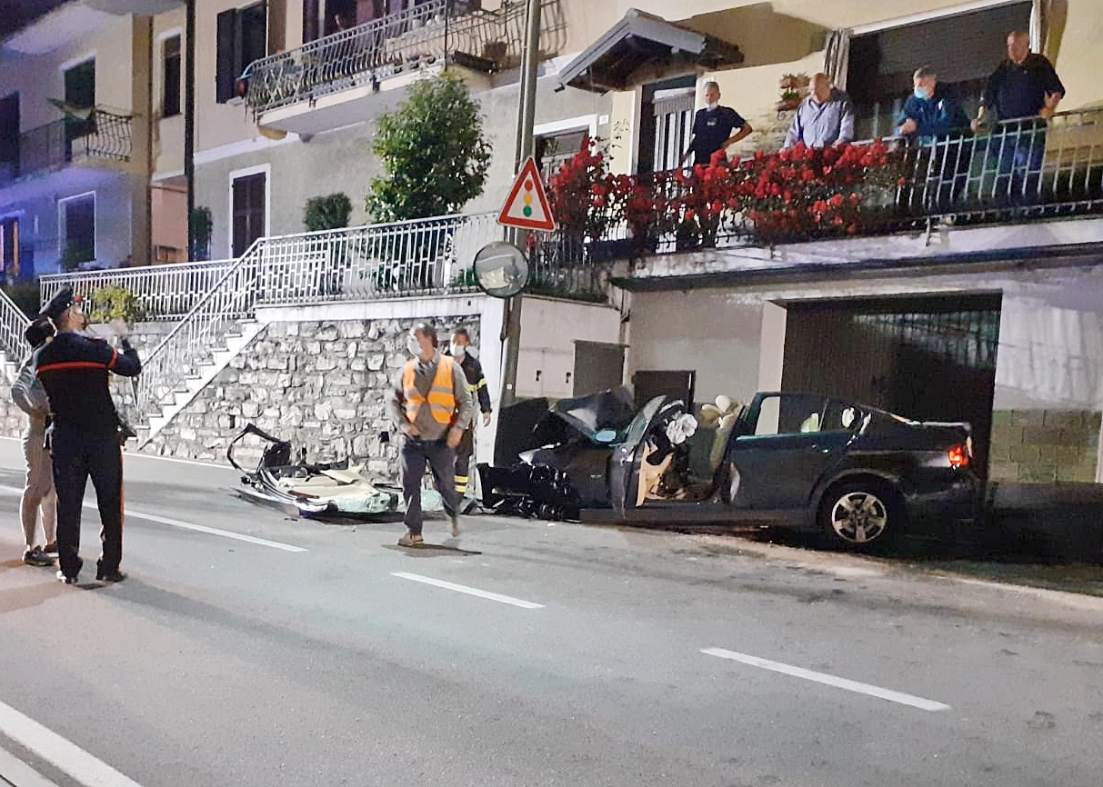 immagine di sfondo 4
