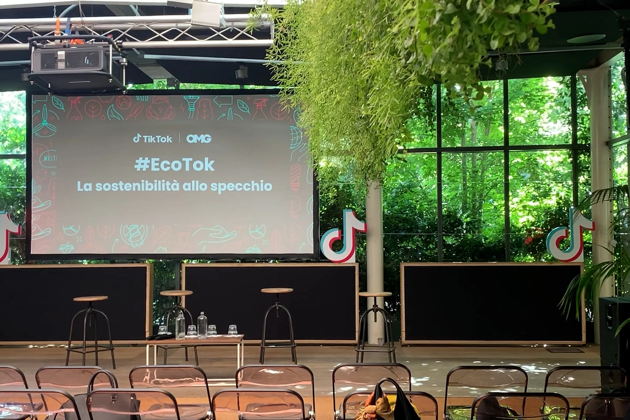 La presentazione della ricerca "#EcoTok: la sostenibilità allo specchio"