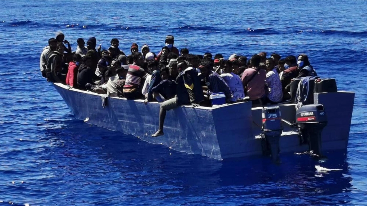 Migranti che sperano di sbarcare a Lampedusa