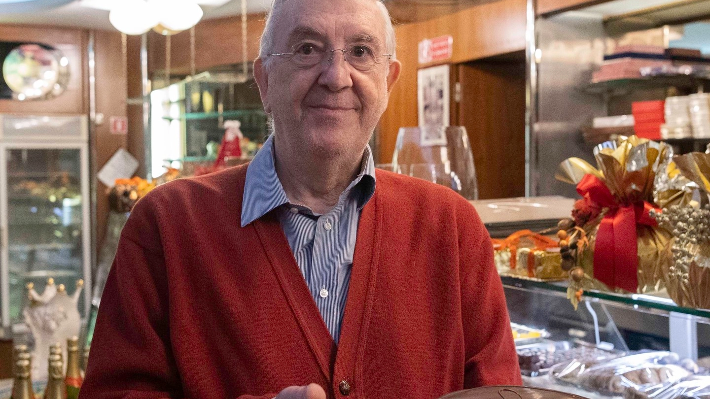 Orazio Parisi, titolare della pasticceria Vecchia Milano