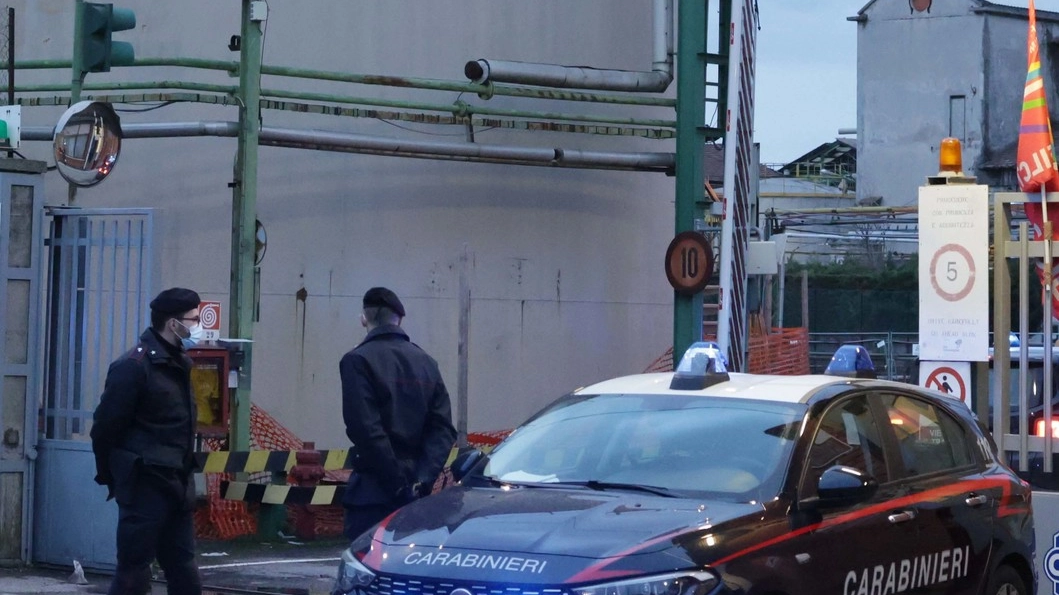 Carabinieri mettono sotto sequestro la ditta Caffaro per inquinamento ambientale da PBC