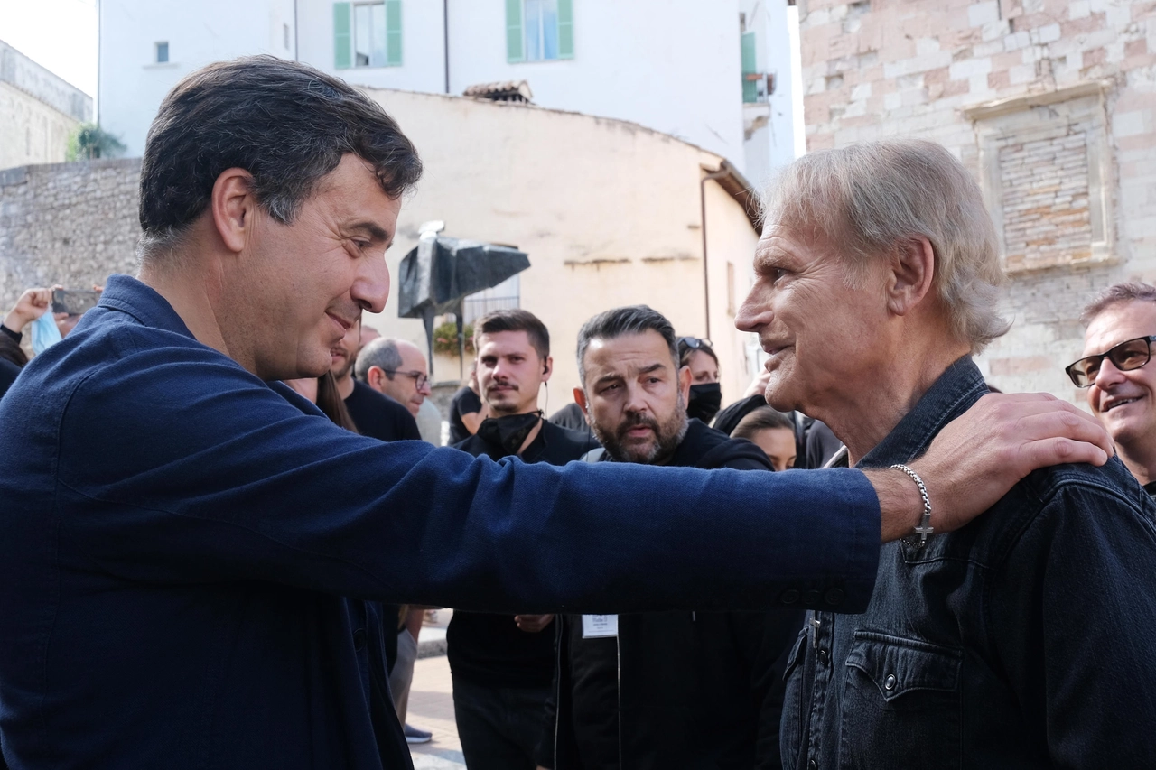 Il saluto del cast e della troupe a Terence Hill
