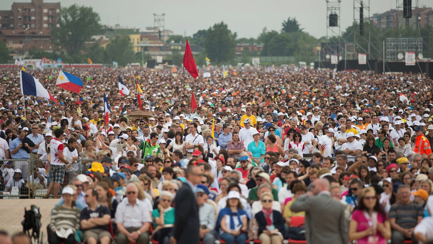 La folla per Benedetto XVI a Bresso