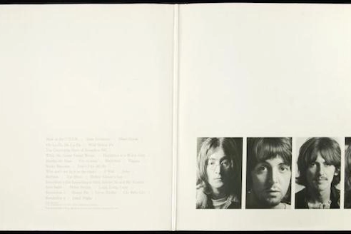 La copia del White Album finita all'asta