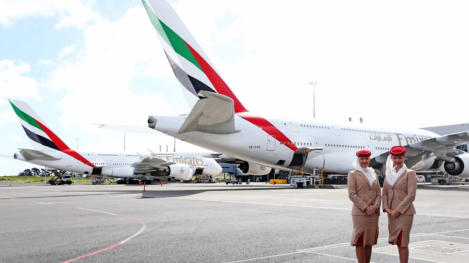 Hostess e aerei di Emirates 