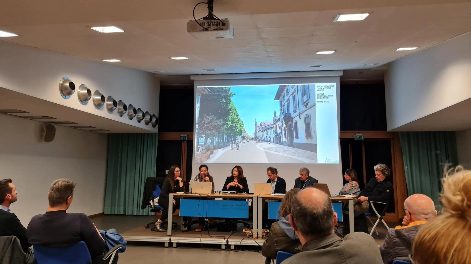 Nuova viabilità in centro "Il dialogo paga" Nuova viabilità in centro "Il dialogo paga"