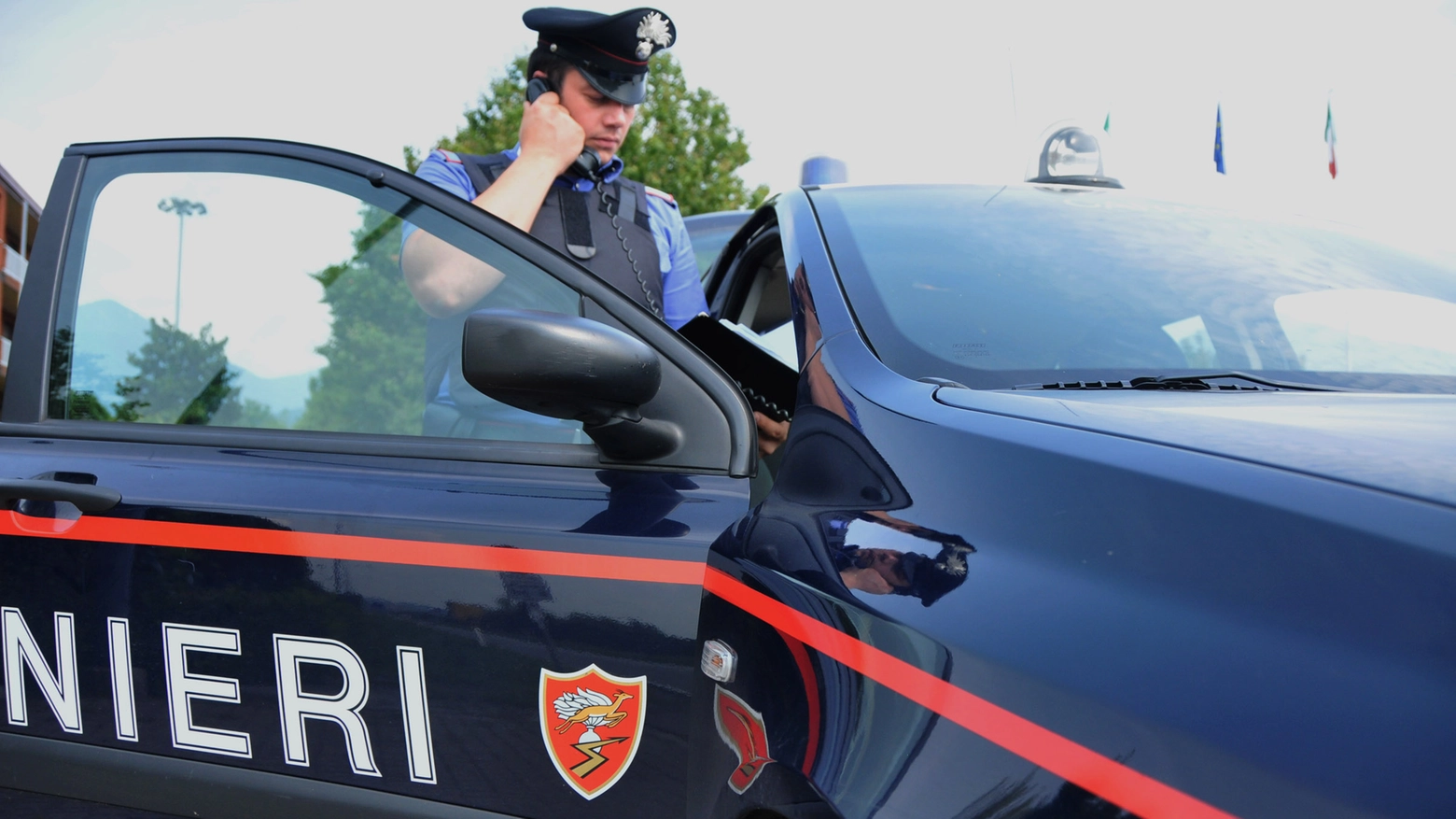 Sul posto anche i carabinieri di Cesate Sul posto anche i carabinieri di Cesate