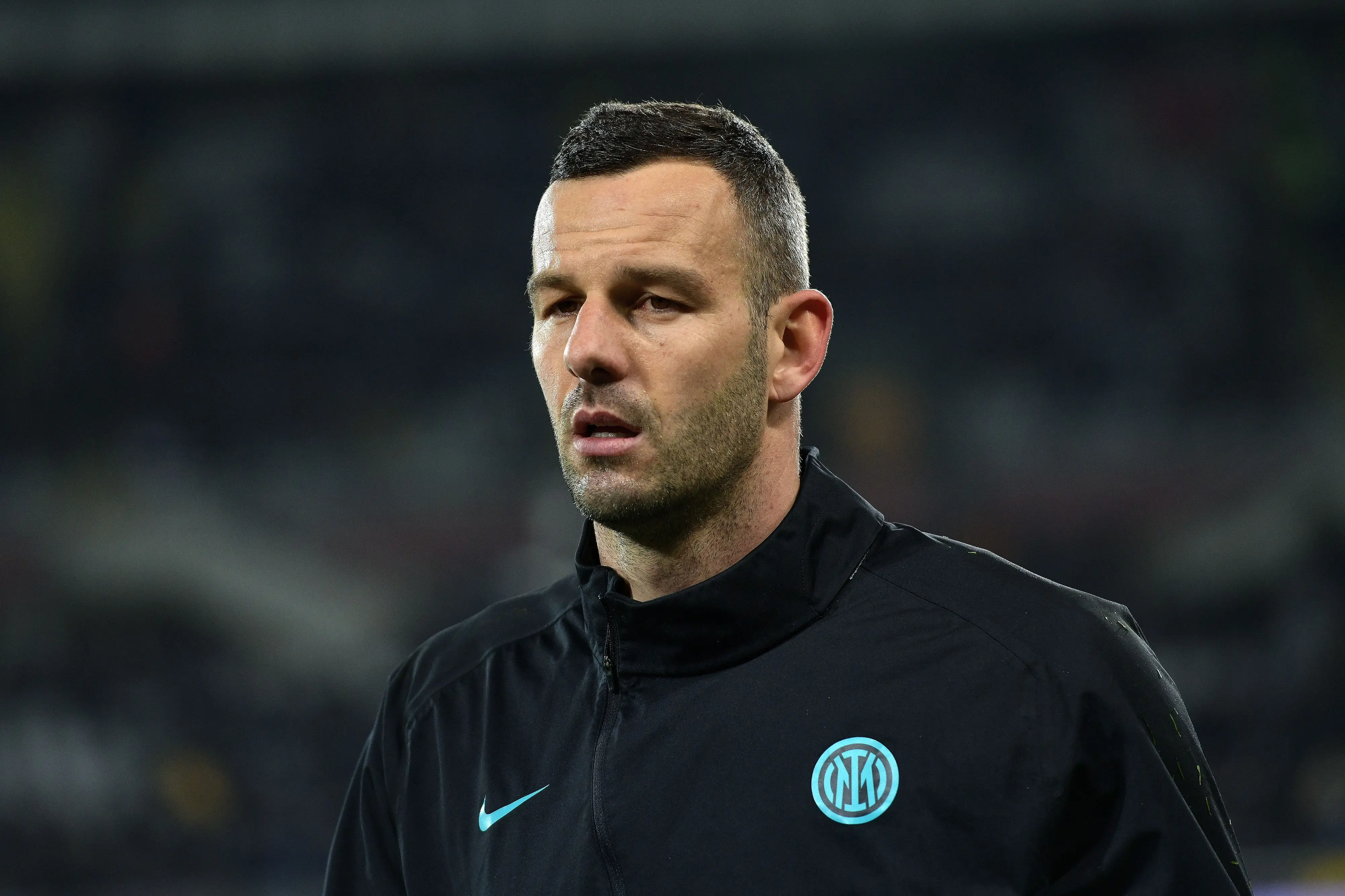 Inter-Napoli, Handanovic all'arbitro Sozza: "Fischia pochissimo". Tifosi azzurri infuriati