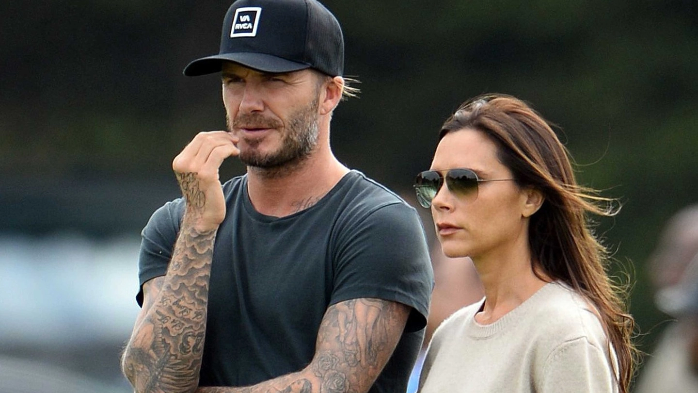 David Beckham e la moglie Victoria (Archivio)