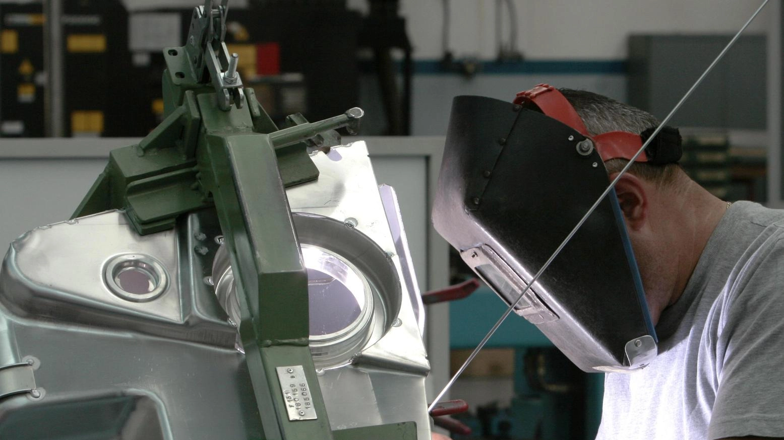 Metalmeccanici a Milano: Orario di lavoro da ridurre per transizione ecologica
Metalmeccanici a Milano: Orario di lavoro da ridurre per transizione ecologica