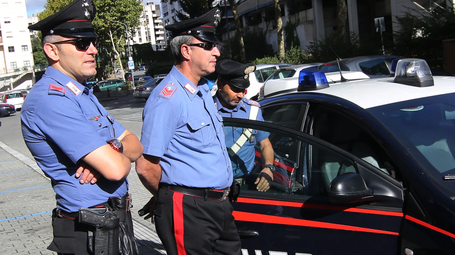I carabinieri conducono le indagini