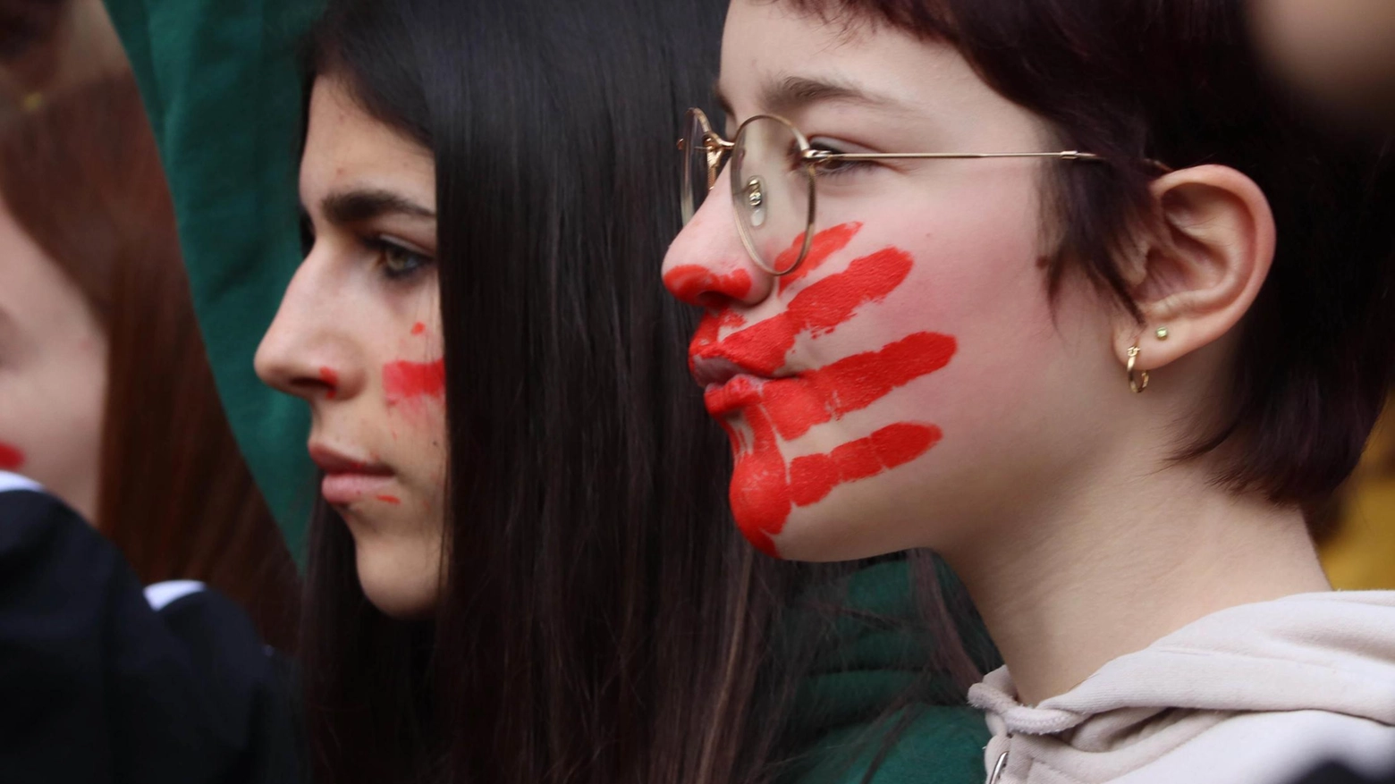 Candele in Duomo, veglia, Fuxiabus: "Giulia sia l’ultima, basta donne uccise" Candele in Duomo, veglia, Fuxiabus: "Giulia sia l’ultima, basta donne uccise"