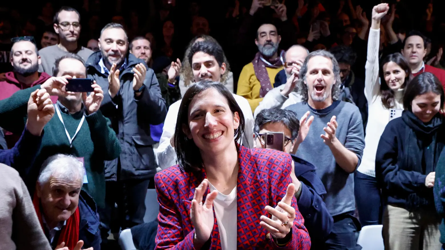 Elly Schlein festeggia nella sede del suo comitato elettorale 