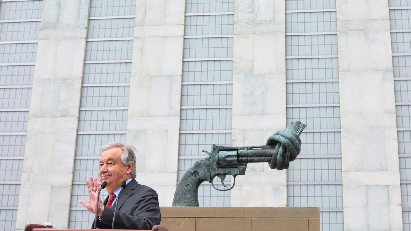 Il segretario generale dell'Onu Antonio Guterres cerca la pace 