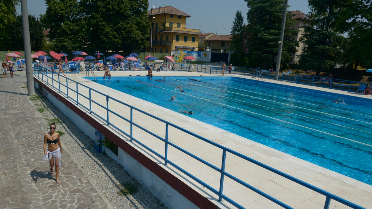 La piscina Ferrabini così com'era tre anni fa, prima della chiusura
