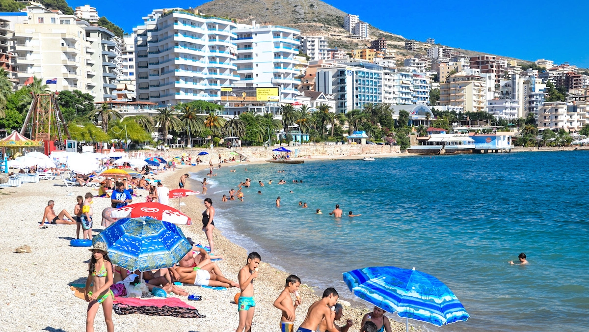 La spiaggia di Valona, in Albania