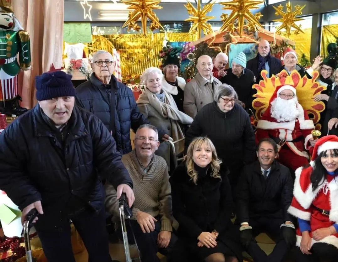 Casa di Babbo Natale. Record di visitatori: 1.400 in due settimane