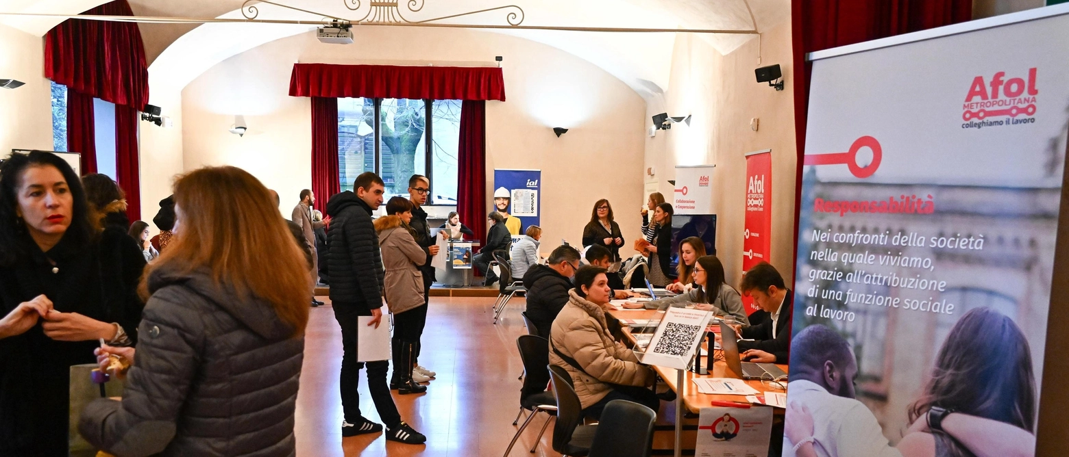 A Palazzo Leone da Perego la seconda edizione della Fiera con “cacciatori di teste“ e chi vuole cambiare professione.