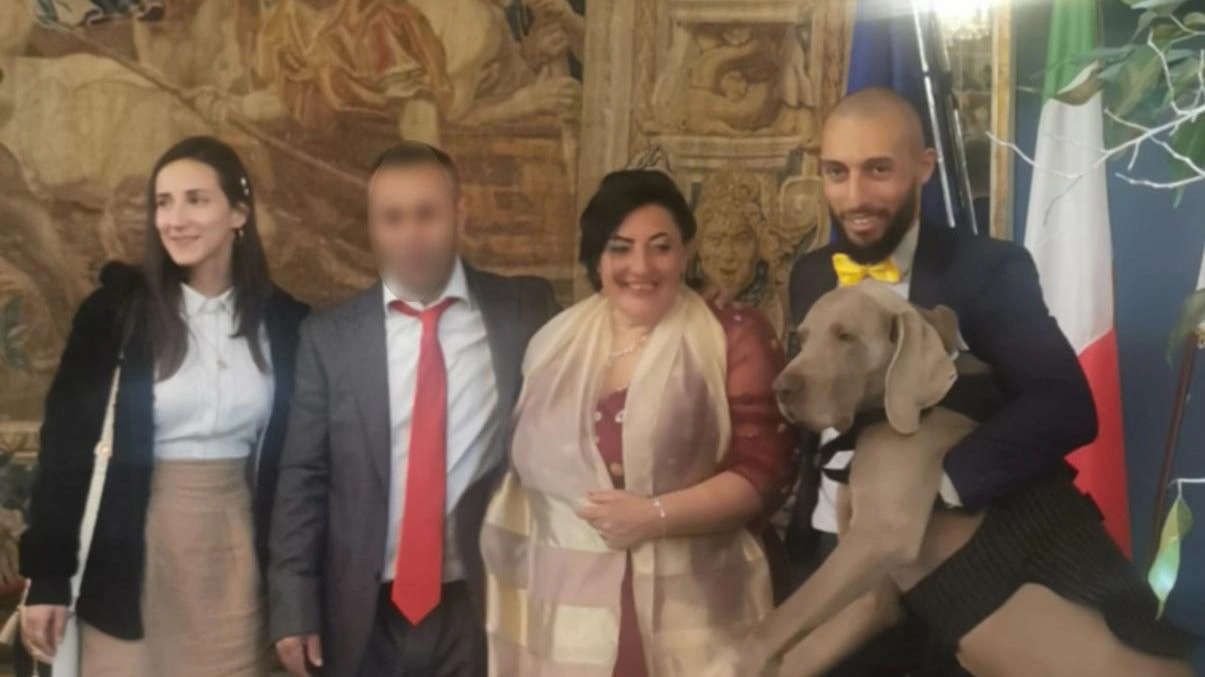 Studenti per la strada (con Victor) "Ascoltiamo e aiutiamo gli invisibili" Studenti per la strada (con Victor) "Ascoltiamo e aiutiamo gli invisibili"