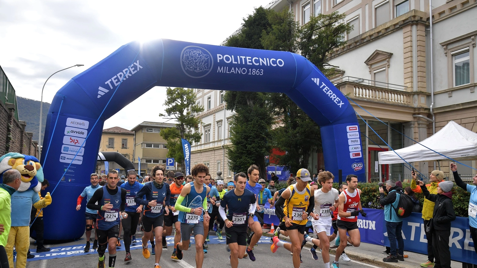 Una fase della gara Una fase della gara
