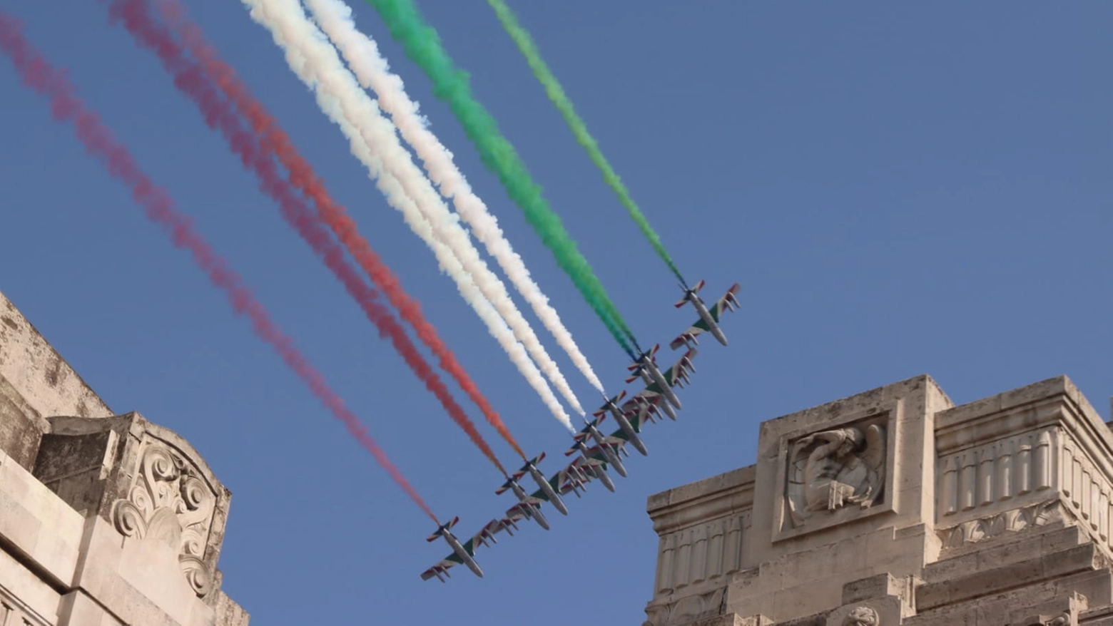 Il passaggio delle Frecce Ttricolori