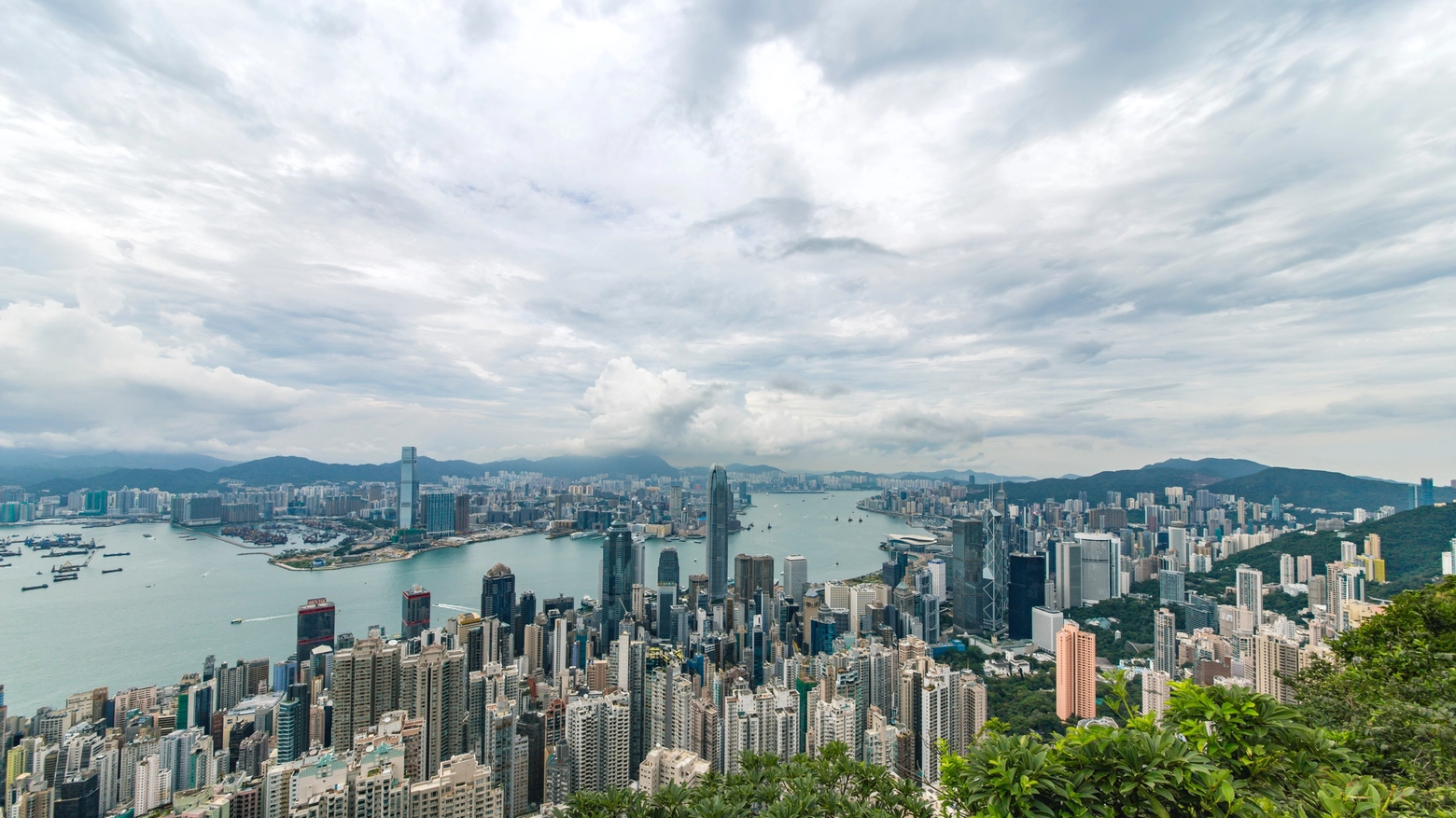 Hong Kong si prepara ad accogliere i talenti per ridurre la fuga di cervelli 