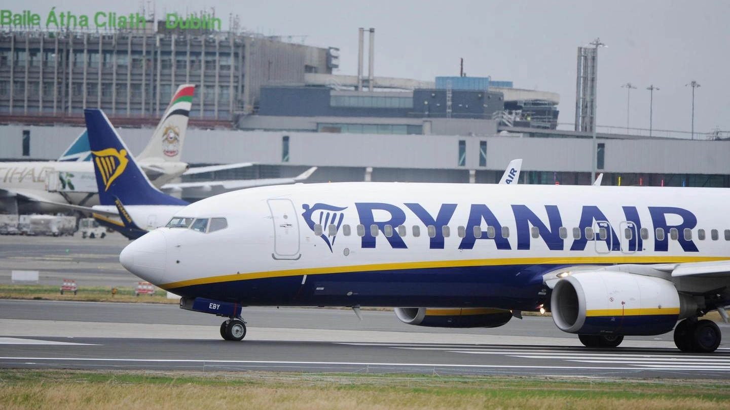 Un aereo Ryanair (Ansa)