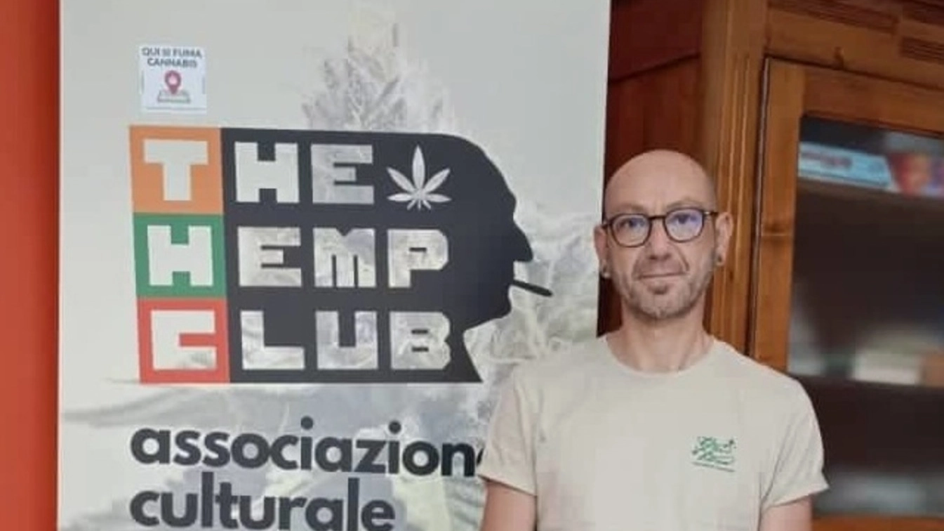 Raffaello D’Ambrosio, presidente di "The Hemp Club" in via Brusuglio