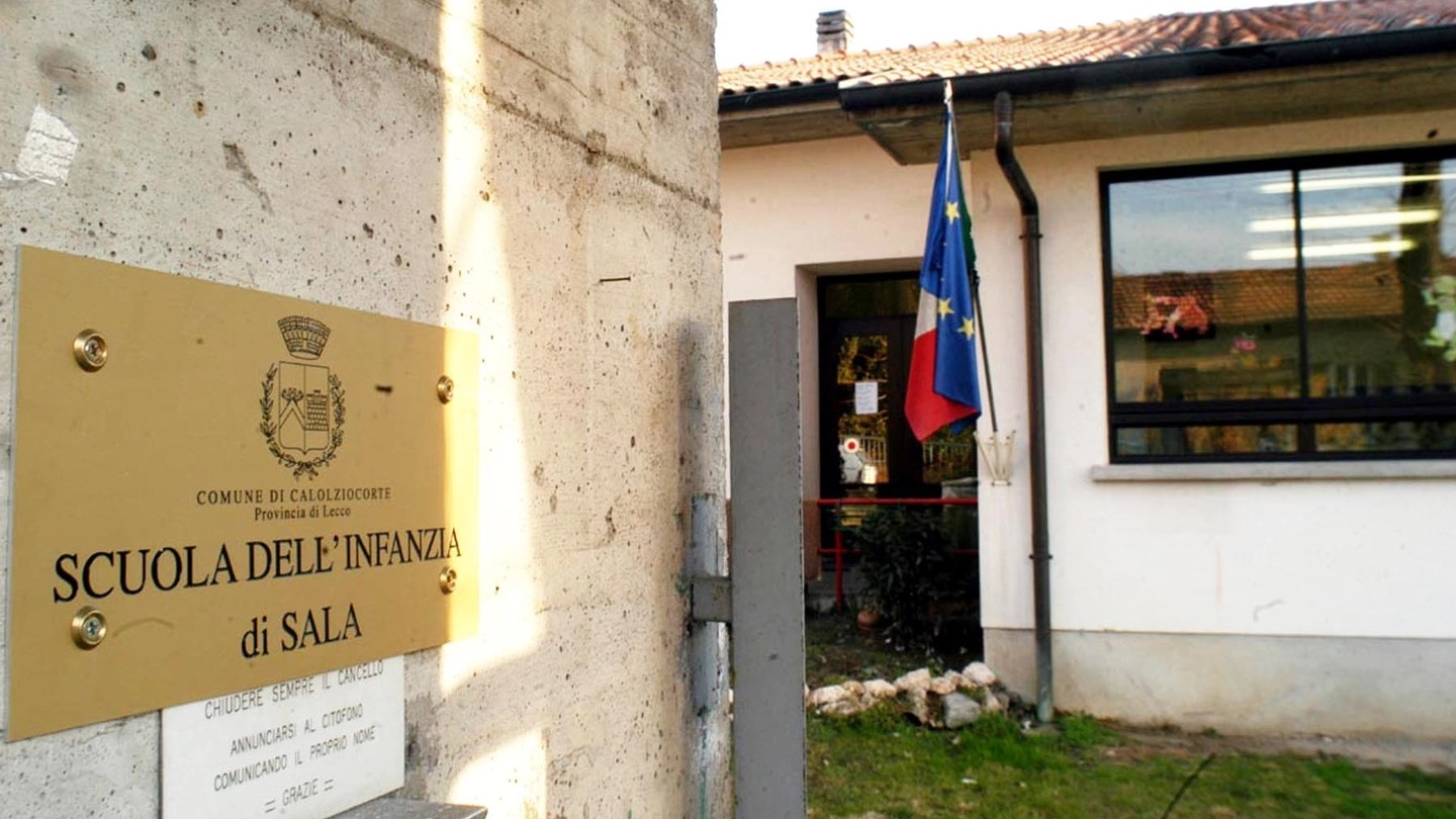 La scuola dell’infanzia della frazione di Sala che in via precauzionale è stata momentaneamente chiusa (Cardini)