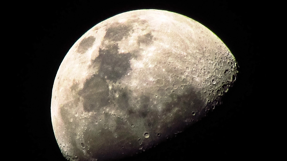 Gli astronomi stanno ancora indagando su come si è formata la Luna