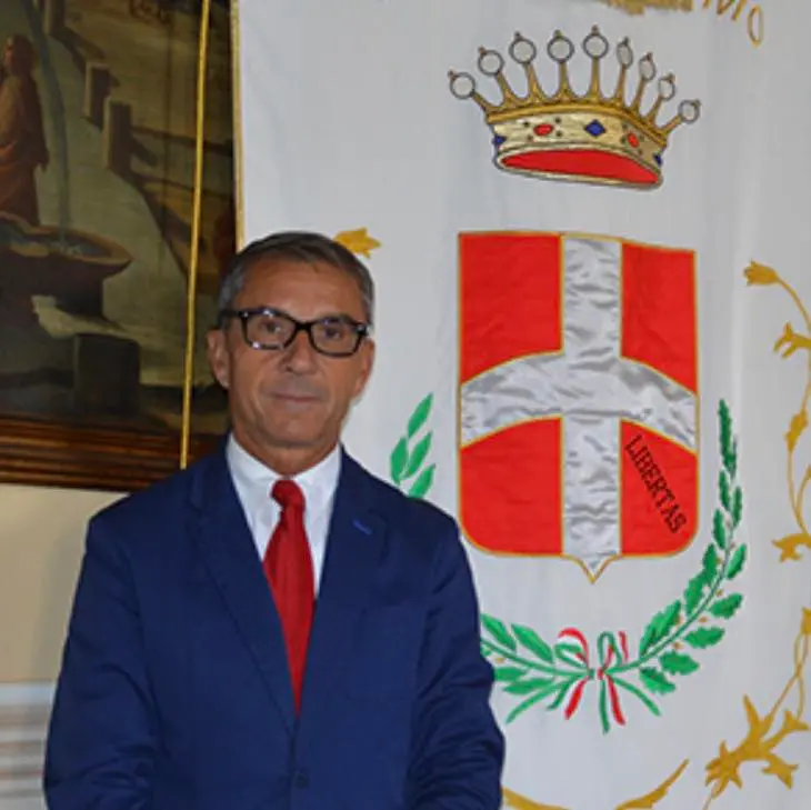 Como, il sindaco Rapinese "licenzia" l'assessore Matteo Lombardi. Ecco perché