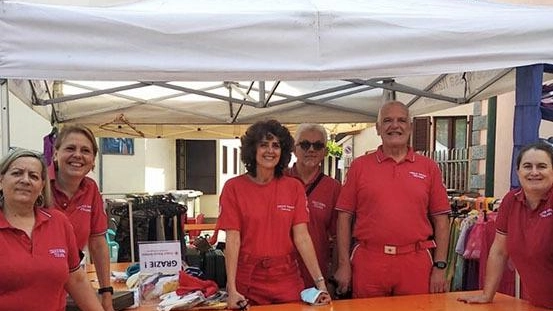 Alla sagra dell’asparago truccabimbi e solidarietà con i volontari della Cri Alla sagra dell’asparago truccabimbi e solidarietà con i volontari della Cri