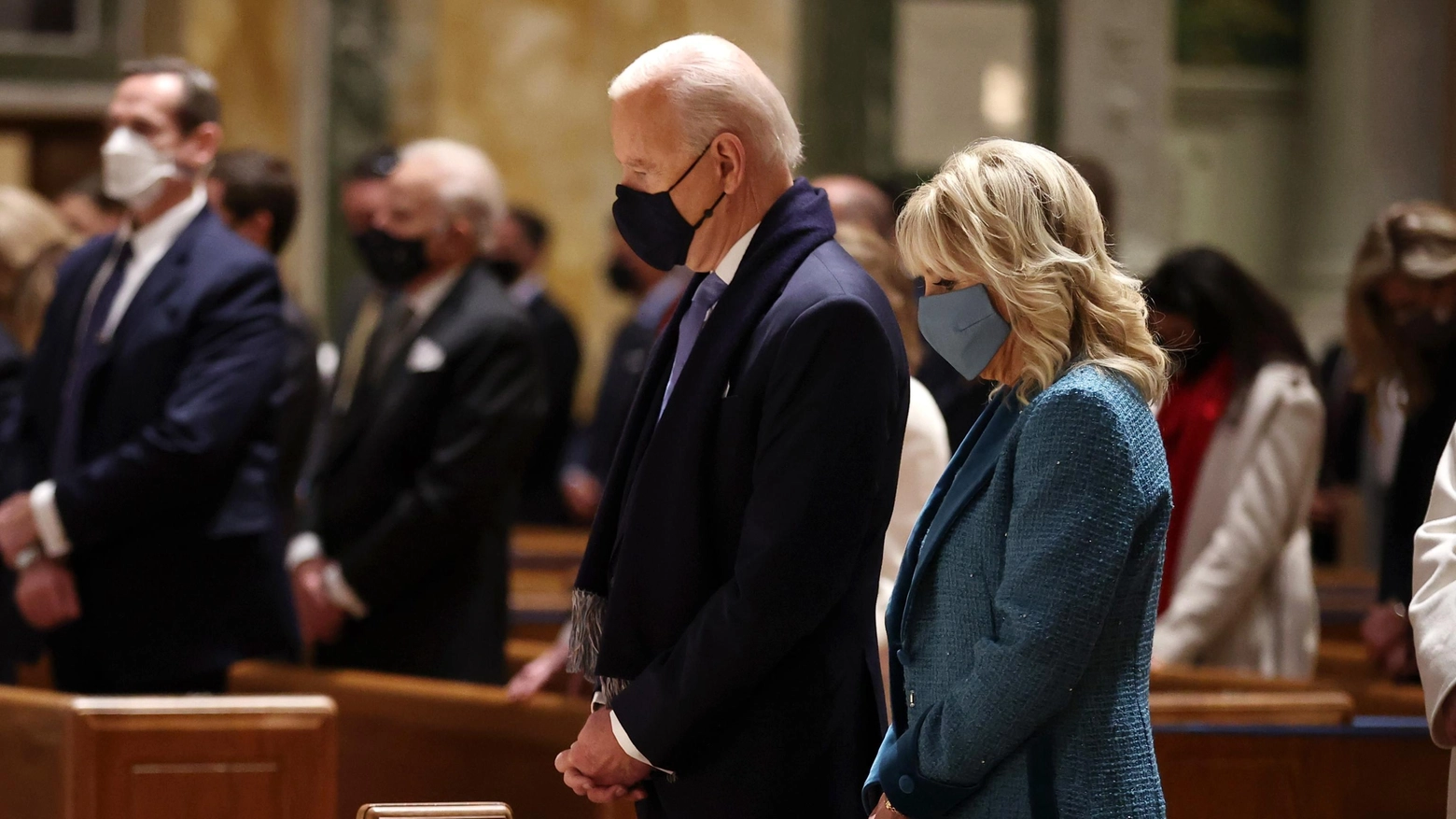 Biden e la moglie a messa nella Cattedrale di San Matteo apostolo