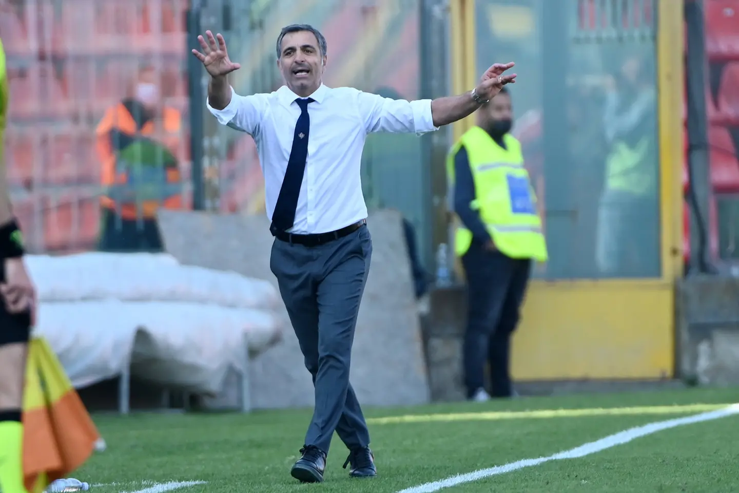 Cremonese, con Carnesecchi e Okoli la difesa è al completo