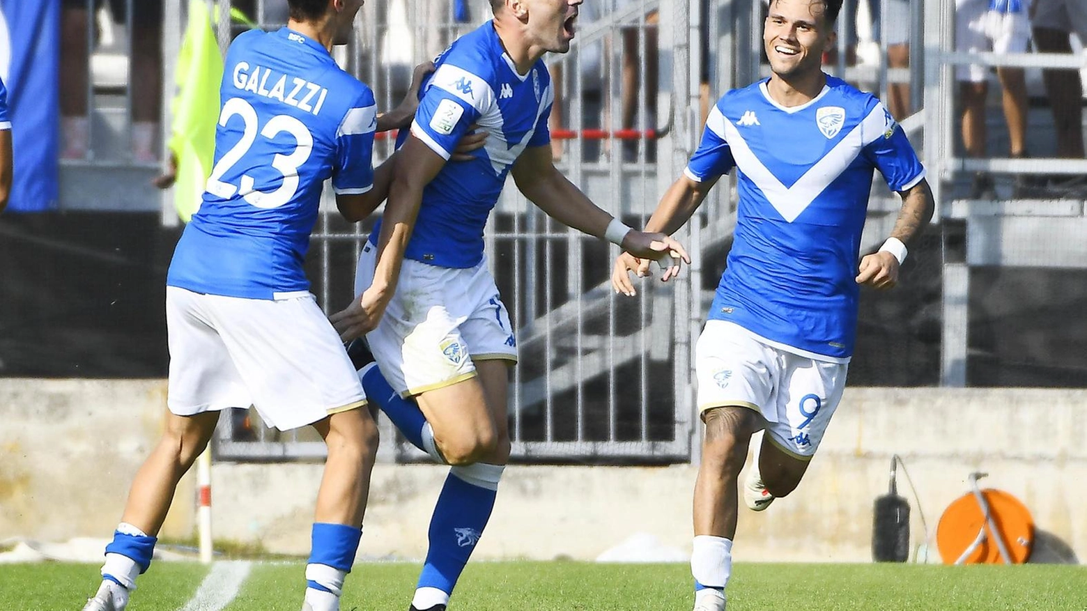 Il Brescia non molla mai. Con Moncini riprende l’Ascoli Il Brescia non molla mai. Con Moncini riprende l’Ascoli