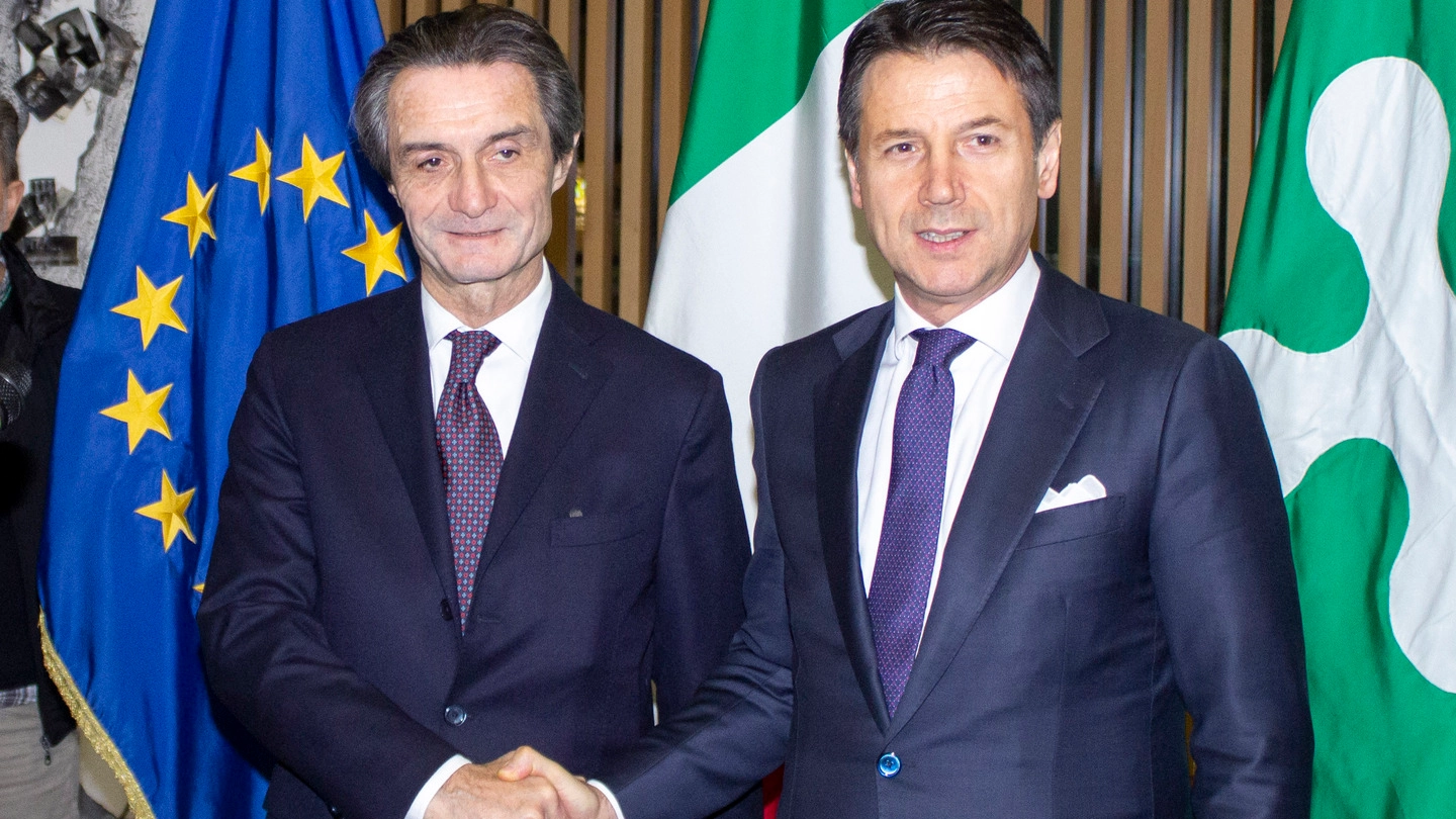 Il presidente della Regione Lombardia e il premier Giuseppe Conte