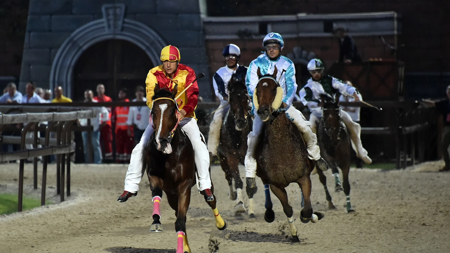 Una corsa del Palio di Legnano