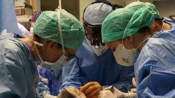 Maratona di trapianti di polmone a Milano: al Policlinico sette in pochi giorni